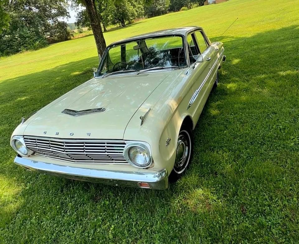 1963 Ford Falcon Futura V8